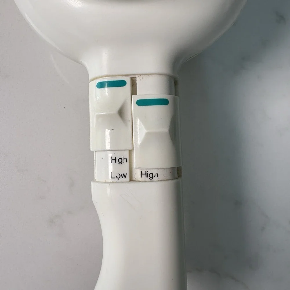 Clairol White Standard Hair Dryer, Electric, Adjustable Heat, Tested & Working